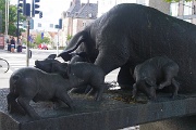 Aarhus, Denmark, Grisebrønden (The well of pigs), sculptor Mogens Bøggild : Aarhus, Denmark, Grisebrønden (The well of pigs), sculptor Mogens Bøggild
