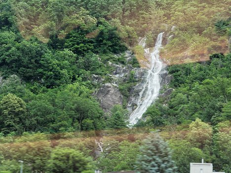 20240624_X6240976_EM1II_DxO-HDRrealDP7XD