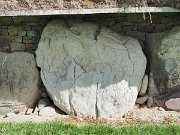 engraved kerb stone, Ireland, Knowth, Megalithic passage tomb : engraved kerb stone, Ireland, Knowth, Megalithic passage tomb