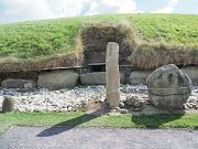 engraved kerb stone, Ireland, Knowth, Megalithic passage tomb : engraved kerb stone, Ireland, Knowth, Megalithic passage tomb