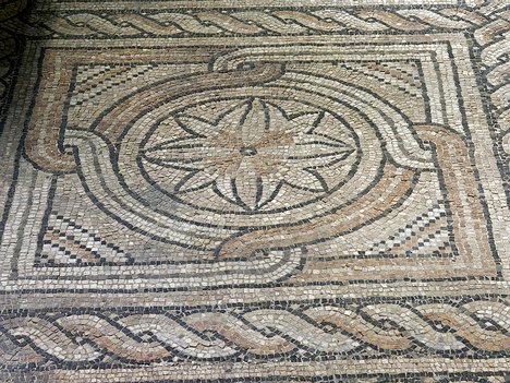 20240621_X6210145_EM1II_DxO-HDRrealDP7XD