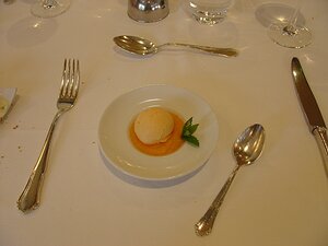 20100902_DSC00785_DSCV1 Petite soupe de melon glacée à la menthe fraîche