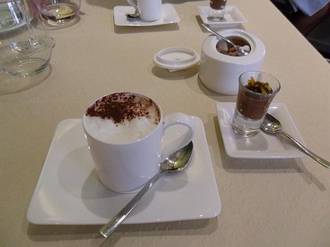 20120627_SAM_0661_ES71 cappuccino coffee and chocolate ganache