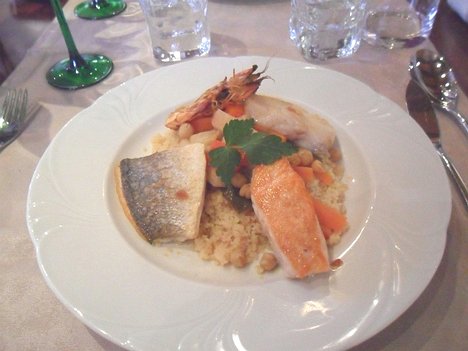 20140219_SAM_1554_ES71 main: seafood coucous. Sandre, cod, salmon, prawn with a separate vegetable sauce and a spicy sauce