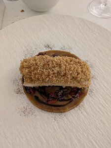 20251111_PXL191814261_Pixel7a-JEB La dorade royale, Façon beccafico, oignons en plusieurs textures...