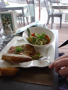 20090224_DSC00004_DSCV1 Cochon au lait et 5 légumes frais au wok (R)