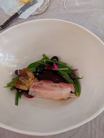 20190719_IMG130925_Pixel3a-JEB first course: Norwegian prawn with bacon, green beans and blackcurrant sauce