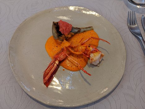 20190729_IMG132507_Pixel3a-JEB first course: prawn, fried tentacles, artichoke, grapefruit and sauce