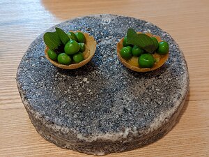 20220704_PXL102518580_Pixel3a-JEB amuse bouche - chickpea purée tartlet with peas