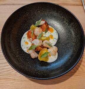20220704_PXL112721244_Pixel3a-JEB langoustine with oil made from langoustine heads, first home tomatoes, yoghurt and chives