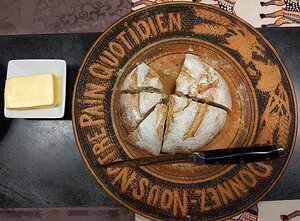 20210320_PXL181932793_Pixel3a-JEB Unexpected bread