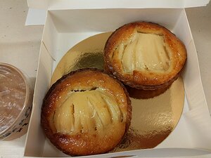 20210306_PXL180841462_Pixel3a-JEB dessert unboxed