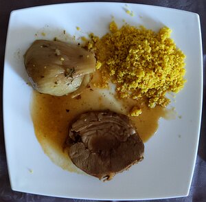 20210508_PXL172904624_Pixel3a-JEB Selle d’Agneau farcie, semoule aux épices, fenouil à la chermoula