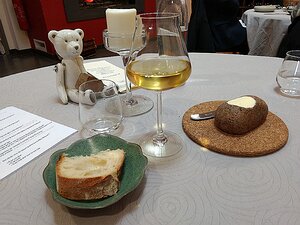 20170201_DSC0042_MotoG4-JEB butter in a well-chilled stone