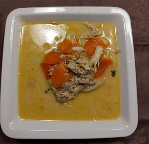 20210320_PXL181917506_Pixel3a-JEB Volaille de Glonville en Tom Kha Kai (soupe Thaïlandaise)
