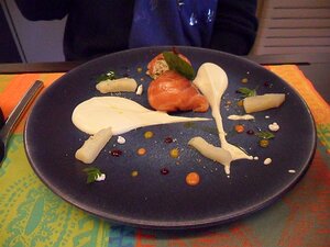 20150306_SAM_7826_ES71 starter: smoked salmon stuffed with crab, celeriac pieces and puree