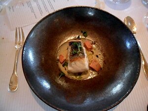 20150213_SAM_7810_ES71 fish: Blanc de poireaux crémeux, huile d'olive et sirop de balsamique, dés de foie gras et colin