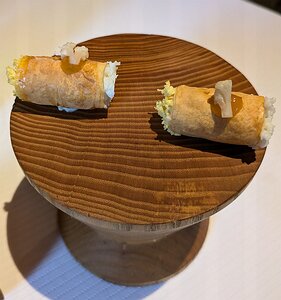 20240702_PXL103815924.MP_Pixel7a-JEB amuse bouche - rouleau oeuf et choufleur crème mimosa