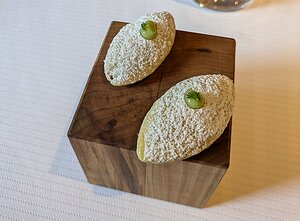 20240702_PXL120149468.MP_Pixel7a-JEB vanille et persil avec crème anglais