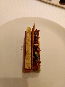 20180904_IMG204917321_BURST000_COVER_TOP_MotoG4-JEB dessert: Mousse légère au fromage blanc fennier, coeur coulant au citron, sablé nantais et chocolat