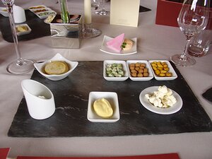 20070601_DSC02652_DSCV1 Aperitifs (with beetroot and tomato-olive butters in the background)