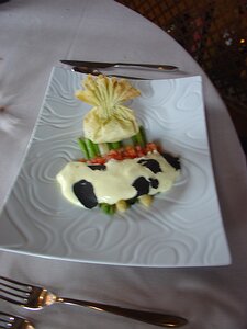 20070601_DSC02655_DSCV1 starter: L’œuf Poché à la Mayonnaise de Truffe Noir et ses Asperges Poêlées
