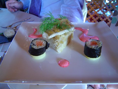 20061026_DSC04334 fish course: Le Filet de Sandre, Salade de Choucroute Poêlée à l’Ananas et son Sushi de Saumon