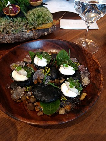 Core by Clare Smith_London_1026_IMG122619281 Amuse bouche: Jellied eel, toasted seaweed, and malt vinegar