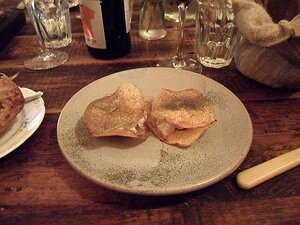 20160825_SAM_8022_ES71 snack: Cornish crab, crisp potato, wakame