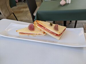 20220611_PXL171632007.MP_Pixel3a-JEB amuse bouche - croque-monsieur and confit onion