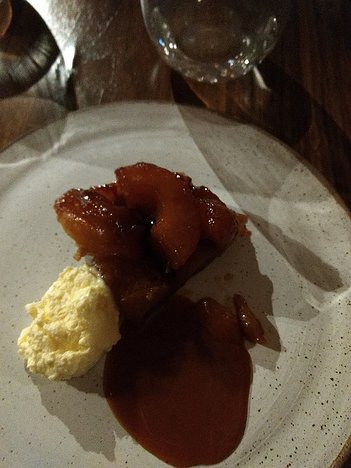 20171025_IMG220702_MotoG4-JEB apple tatin, homemade crème fraîche