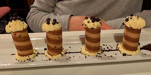 20240623_PXL193759202_Pixel7a-JEB Cannoli di cialda al mascarpone e caffè (Waffle cannoli with mascaïpone and coffee) 8€