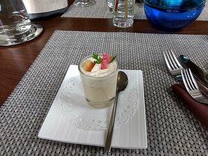 20170511_IMG124011434_HDR_MotoG4-JEB amuse bouche: asparagus soup with cream foam