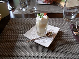 20130627_SAM_1229_ES71 amuse bouche: asparagus soup with bacon and foam