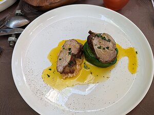 20240512_PXL120718164_Pixel7a-JEB veal, sweetbread, risotto, zucchini and apple wrapped in green bean, carrot juice