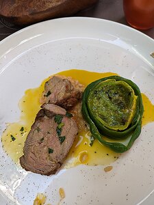 20240512_PXL121002742_Pixel7a-JEB veal, sweetbread, risotto, zucchini and apple wrapped in green bean, carrot juice