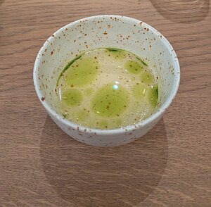 20260212_PXL114042477_Pixel10-JEB Bienvenue: Bouillon de courge, huile de persil