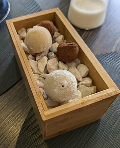 20240704_PXL114343313_Pixel7a-JEB Macadamia cream ball, Mandarine Napoléon truffle