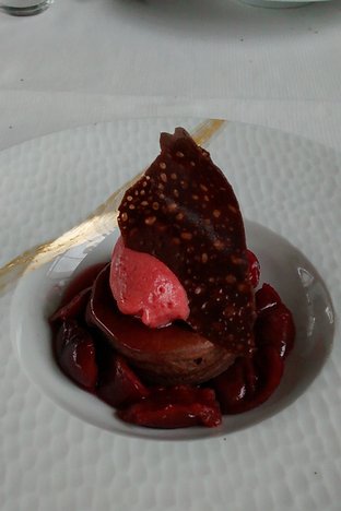 20140901_IMG131054617_MotoG-JEB Dessert: Dampfnudle au chocolat « cœur » de Guanaja, déclinaison de quetsches