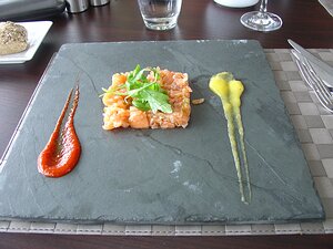 Cote Lac Schiltigheim Starter: tartare de saumon frais et saumon fumé