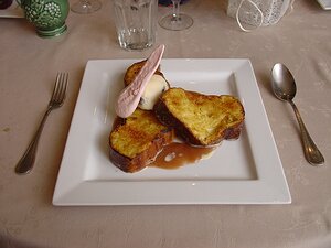 20100108_DSC00469_DSCV1 Pain perdu, compote de rhubarbe et glace rhum-raisin