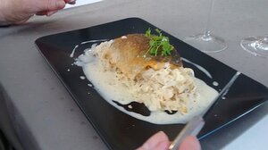 20141001_IMG133024201_MotoG-JEB main: Filet de truite/ Choucroute sautée au cumin/ Emulsion au vin blanc