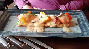 20150907_IMG123921262_MotoG-JEB starter: Tarte fine potiron et quetsches d'Alsace, un espuma au foie gras