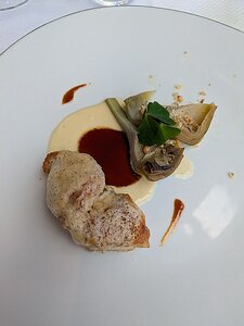 20250614_PXL121032697.MP_Pixel7a-JEB Viande au choix: Ris de veau croûté à la noix et Bargkass, artichauts sués au savagnin