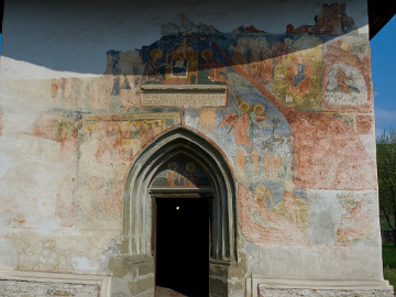 20090425_3289_E510_AWB Church of the Holy Cross, Patrauti, Romania; built 1487